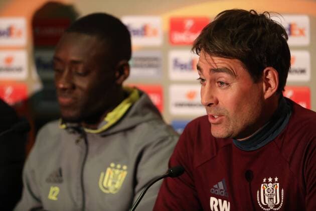 Anderlecht s Dennis Appiah and Anderlecht s head coach Rene Weiler pictured during a press conference PK Pressekonferenz of Belgian soccer team RSC Anderlecht in Manchester, UK, Wednesday 19 April 2017. Tomorrow Anderlecht is playing the return leg game of the quarterfinals of the Europa League competition against UK team Manchester United ManU VIRGINIExLEFOUR  x05083687x