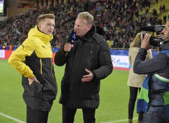 19.04.2017, Fussball Champions-League 2016 2017, Viertelfinale Rückspiel, AS Monaco - Borussia Dortmund, Im Stade Luis II in Monaco. li: Marco Reus (Dortmund) im Interview mit ZDF-Sportreporter Boris Büchler nach dem Spiel. 