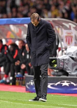 19.04.2017, Fussball Champions-League 2016 2017, Viertelfinale Rückspiel, AS Monaco - Borussia Dortmund, Im Stade Luis II in Monaco. Trainer Thomas Tuchel (Dortmund) nachdenklich. 