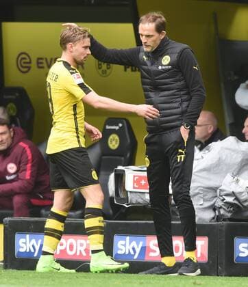 Borussia Dortmund - SG Eintracht Frankfurt 14.04.2017. Trainer Thomas Tuchel (BvB) und Marcel Schmelzer. HM