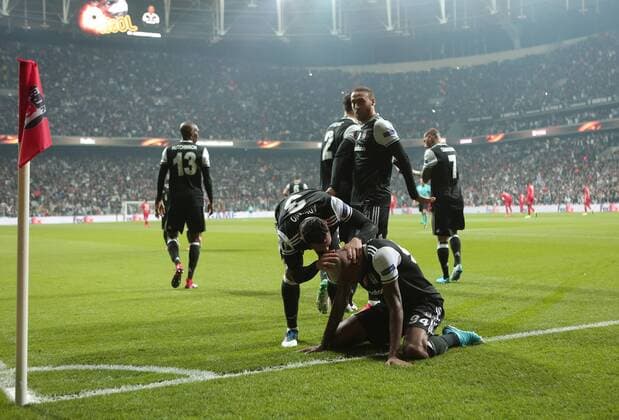 Besiktas s Anderson Talisca celebrates his goal with teammates during UEFA Europa League second leg quarter final football match between Besiktas and Olympique Lyon on April 20, 2017, near the Vodafone arena stadium in Istanbul. (  Copyright: TolgaxAdanali 78199258st