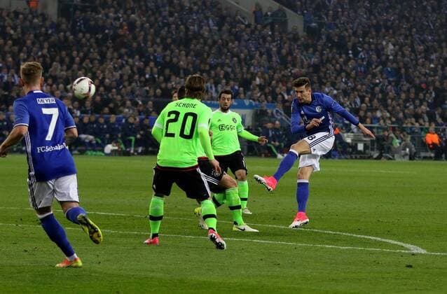 Leon Goretzka (FC Schalke 04) beim Europa League Viertelfinal Rückspiel (Saison 2016 17) FC Schalke 04 - Ajax Amsterdam Copyright: Thomas Pakusch