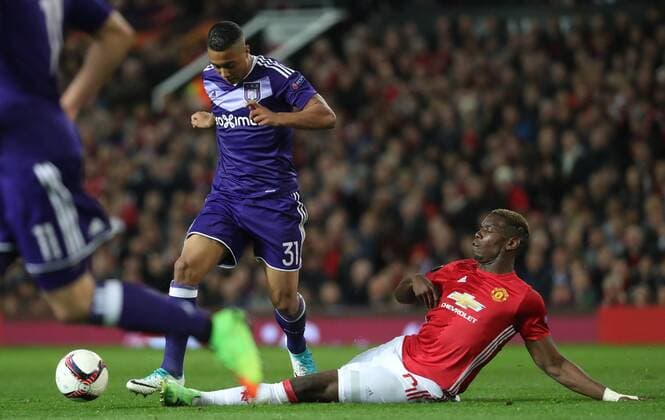 Anderlecht s Youri Tielemans and Manchester s Paul Pogba fight for the ball during the return leg game of the quarterfinals of the Europa League competition between UK team Manchester United ManU and Belgian soccer team RSC Anderlecht in Manchester, UK, Thursday 20 April 2017. First leg ended on a draw result 1-1 in Belgium. VIRGINIExLEFOUR  x05084179x