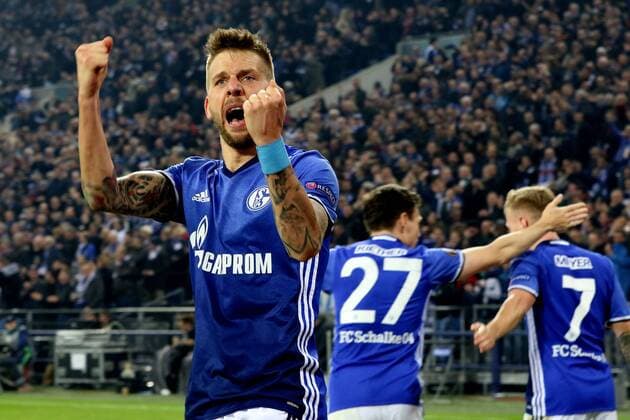 Guido Burgstaller (FC Schalke 04) freut sich über sein Tor zum 2:0 beim Europa League Viertelfinal Rückspiel (Saison 2016 17) FC Schalke 04 - Ajax Amsterdam Copyright: Thomas Pakusch