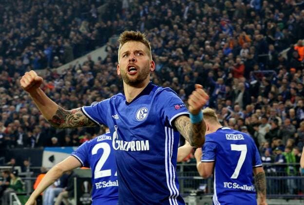 Guido Burgstaller (FC Schalke 04) freut sich über sein Tor zum 2:0 beim Europa League Viertelfinal Rückspiel (Saison 2016 17) FC Schalke 04 - Ajax Amsterdam Copyright: Thomas Pakusch