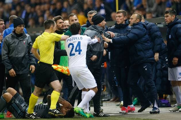 Celta s players Genk s players fight during the return leg of quarterfinals in the Europa League competition between Belgian soccer team RC Genk and Spanish team Celta Vigo, Thursday 20 April 2017, in Genk. First leg ended on a 2-3 result in Spain. BRUNOxFAHY  x05084205x