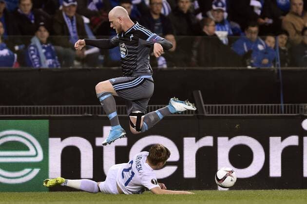 GENK, BELGIUM - APRIL 20 : Jere Uronen Juhani defender of KRC Genk, John Guidetti forward of Celta de Vigo RC during the Europa League Quarter Finals 2nd leg game between KRC Genk and Celta De Vigo on April 20, 2017 in Genk, Belgium, 20 04 2017 FOOTBALL : KRC Genk vs Celta De Vigo - Europa League - 20 04 2017 PHOTONEWS PANORAMIC  700023042