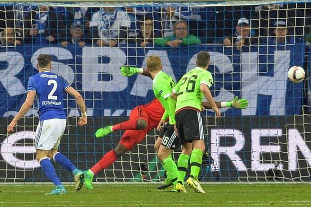 GER, UEFA EL, FC Schalke 04 (GER) vs Ajax Amsterdam (NED) 20.04.2017, Veltins-Arena, Gelsenkirchen, GER, UEFA EL, FC Schalke 04 (GER) vs Ajax Amsterdam (NED), im Bild Daniel Caligiuri ( Schalke 2 ), links trifft per Kopf zum 3:0 für Schalke Foto © nordphoto Treese nordphotoxTreese