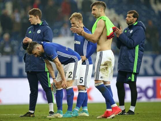 20.04.2017, Fussball UEFA Europa League 2016 2017, Viertelfinale, FC Schalke 04 - Ajax Amsterdam, in der VELTINS-Arena Gelsenkirchen. enttäuschte Schalker 