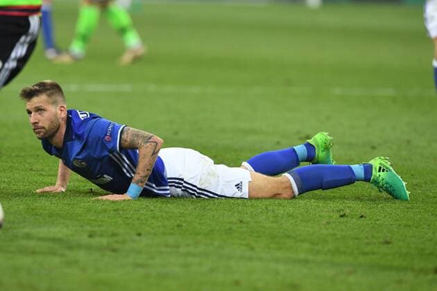 Fussball, UEFA Europa League, Saison 2016 2017, Viertelfinale , FC Schalke 04 vs Ajax Amsterdam 20.04.2017, Veltinsarena Gelsenkirchen, Guido Burgstaller, S04, Aktion, Einzelbild,