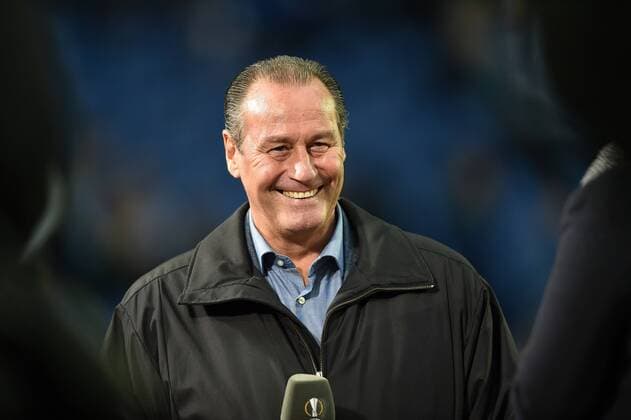 Gelsenkirchen, Veltins Arena, 20.04.17, Fussball - Europa League - Viertelfinale - FC Schalke 04 - Ajax Amsterdam Bild: Hubertus Jozef Margaretha , Huub Stevens moderiert für Sport1 xsmmpJPGx