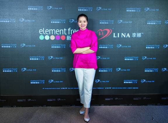 Retired Chinese tennis star Li Na attends the opening ceremony of the restaurant co-opened by her and restaurant brand Element Fresh in Wuhan city, central China s Hubei province, 20 April 2017. Retired tennis star Li Na highlights opening ceremony of restaurant Element Fresh in central China city  pbu610657_05