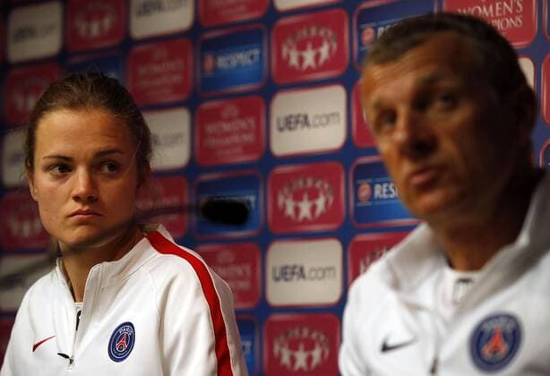 Paris Saint-Germain head coach Patrice Lair (R) and defender Irene Paredes (L) during a press conference PK Pressekonferenz before a training session of the team at Miniestadi stadium in Barcelona, northeastern Spain, 21 April 2017. FC Barcelona Barca will face PSG in a UEFA Women s Champions League semifinal first leg match at the Miniestadi stadium in Barcelona on the ucoming 22 April. PARIS SAINT-GERMAIN S PRESS CONFERENCE !ACHTUNG: NUR REDAKTIONELLE NUTZUNG!  Copyright: xALBERTOxESTEVEZx 20170421-636283990702975732