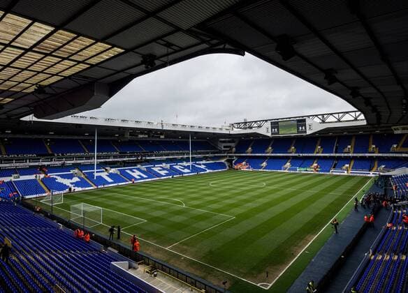 A general view inside White Hart Lane during the Barclays Premier League match between Tottenham Hotspur and Arsenal at White Hart Lane, London, England on the 5th March 2016. Copyright: xVincexxMignottx 09100002