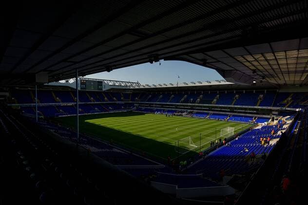 A general view of White Hart Lane before the Barclays Premier League match between Tottenham Hotspur and Manchester City at White Hart Lane, London, England on 26 September 2015. Copyright: xVincexxMignottx 06180001
