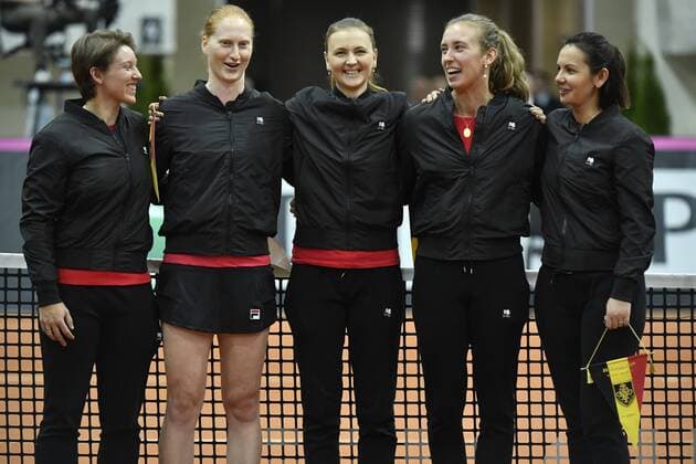 Belgian An-Sophie Mestach, Belgian Alison Van Uytvanck, Belgian Maryna Zanevska , Belgian Elise Mertens and Belgium s coach Dominique Monami pictured during the first game between Russian Elena Vesnina and Belgian Alison Van Uytvanck, in the Fed Cup World Group Play Off between Russia and Belgium, Saturday 22 April 2017, at the Small Sports Arena Luzhniki in Moscow, Russia. BENOITxDOPPAGNE  x05084928x