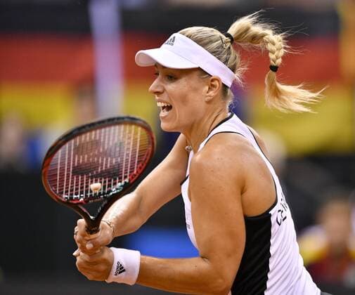 Angelique KERBER (GER) Aktion Tennis Damen Team Deutschland Germany Fed Cup Federations FedCup 2017 Deutschland vs Ukraine Porsche-Arena Stuttgart 22.04.2017 FedCup First Round Porsche-Arena Stuttgart 2017