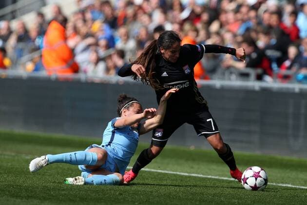 April 22nd 2017, Academy Stadium, Manchester, Lancashire England; Womens UEFA Champions League football semi-final, Manchester City Ladies versus Lyon Ladies; Amel Majri of Olympique Lyonnais evades the tackle of Lucy Bronze of Manchester City xDavidxBlunsdenx  ActionPlus11870704