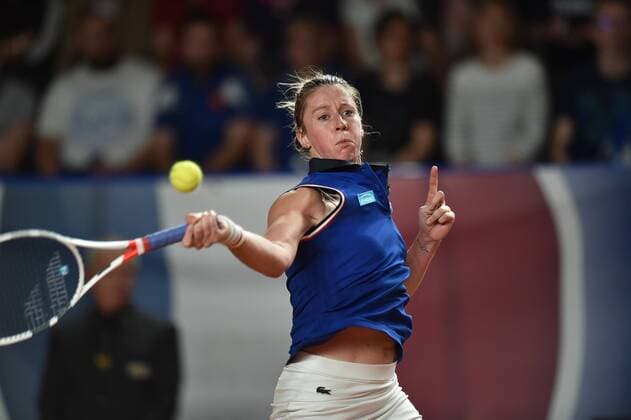 Pauline Parmentier TENNIS : Pauline Parmentier vs Sara Soribes Tormo - 22 04 2017 FredericChambert Panoramic 