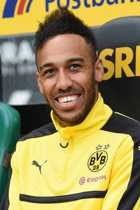 Fußball 1. Bundesliga 30. Spieltag Borussia Mönchengladbach - Borussia Dortmund am 22.04.2017 im Borussia-Park in Mönchengladbach Pierre-Emerick Aubameyang ( Dortmund ) auf der Ersatzbank xRx