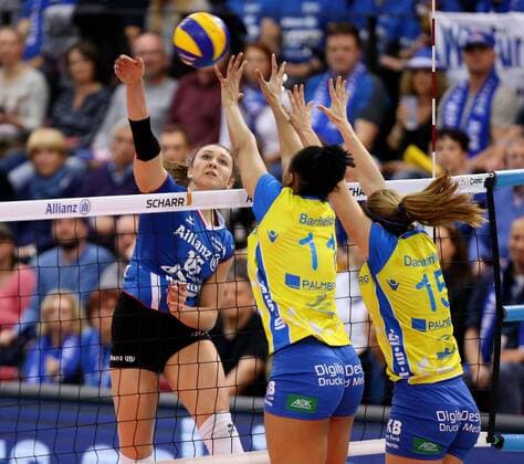 Bilder des Tages - SPORT Stuttgart Volleyball Allianz MTV Stuttgart vs. SSC Schwerin, Michaela Mlejnkova (Stuttgart)