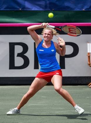 April 22, 2017 - Wesley Chapel, Florida, USA- Katerina Siniakova in the first match with Shelby Rogers in the Fed Cup World Group Semifinal between the Czech Republic and the United States at the Saddlebrook Resort. CSM TENNIS 2017: Fed Cup World Group Semifinal Czech Republic vs USA APR 22 - ZUMAc04_ 20170422_zaf_c04_241 Copyright: xDelxMecumx