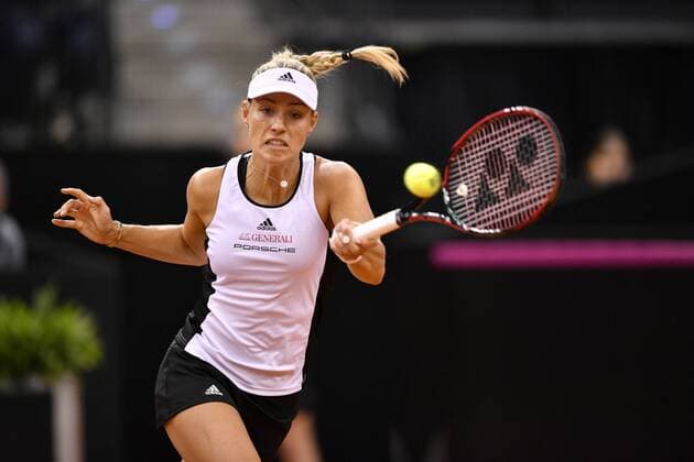 Angelique KERBER (GER) Aktion Tennis Damen Team Deutschland Germany Fed Cup Federations FedCup 2017 Deutschland vs Ukraine Porsche-Arena Stuttgart 23.04.2017 FedCup First Round Porsche-Arena Stuttgart 2017