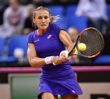 Lesia Tsurenko (UKR) Aktion Tennis Damen Team Deutschland Germany Fed Cup Federations FedCup 2017 Deutschland vs Ukraine Porsche-Arena Stuttgart 23.04.2017 FedCup First Round Porsche-Arena Stuttgart 2017