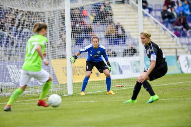 1. FFC Frankfurt - VfL Wolfsburg; 23.04.2017 Desirée Schumann (1. FFC Frankfurt); 1. FFC Frankfurt - VfL Wolfsburg am 23.04.2017 im Stadion am Brentanobad, Frankfurt (Hessen) xkpx
