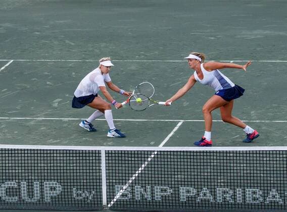 April 23, 2017 - Wesley Chapel, Florida, USA- Bethanie Mattek-Sands with her partner CoCo Vandeweghe in action against Kristyna Pliskova and her partner Katerina Siniakova in the second doubles match in the Fed Cup World Group Semifinal between the Czech Republic and the United States at the Saddlebrook Resort. CSM TENNIS 2017: Fed Cup World Group Semifinal Czech Republic vs USA APR 23 - ZUMAc04_ 20170423_zaf_c04_127 Copyright: xDelxMecumx