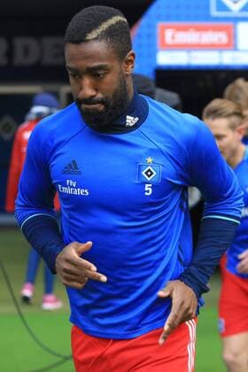 Deutschland, Hamburg , Volkspark Stadion, Fussball, 1. Bundesliga, Saison 2016 2017 , Hamburger SV - SV Darmstadt 98 Johan Djourou (HSV)
