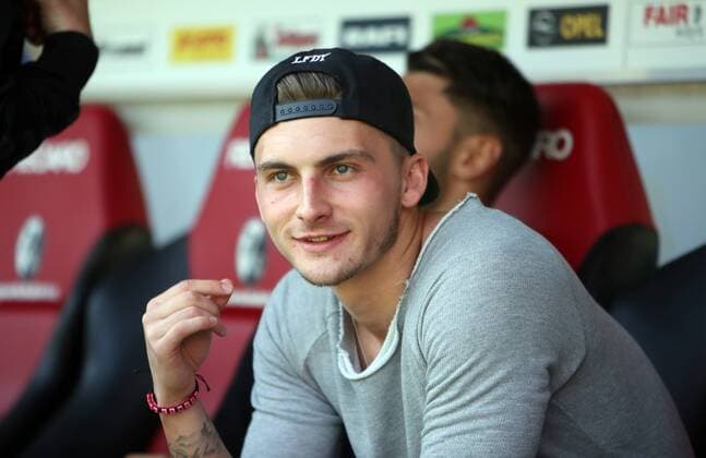 SC Freiburg - Bayer 04 Leverkusen Deutschland, Freiburg, 23.04.2017, Fussball, Bundesliga, Saison 2016 2017, 30. Spieltag , SC Freiburg - Bayer 04 Leverkusen: Maximilian Philipp (SC Freiburg).