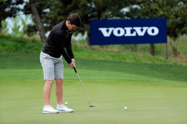 Chris Paisley of Italy takes part in a training session during the 2017 Volvo China Open golf tournament in Guangzhou city, south China s Guangdong province, 25 April 2017. Golfers gear up for Volvo China Open golf tournament in south China  20170425_47918