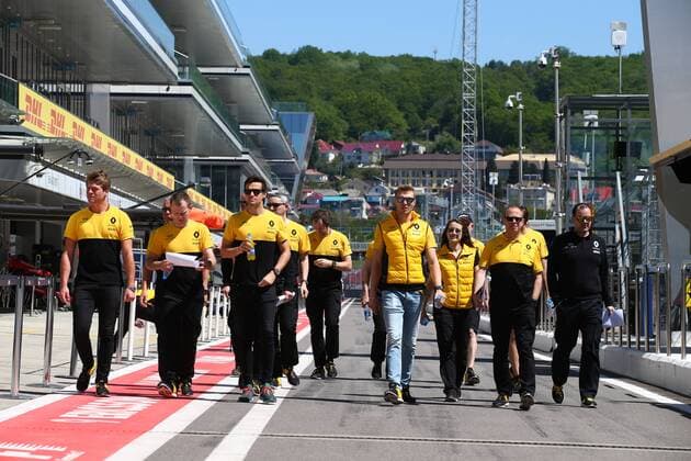 Russian Grand Prix, Sochi 27 - 30 April 2017 27.04.2017 - Jolyon Palmer (GBR) Renault F1 Team RS17 and Sergey Sirotkin (RUS) Renault Sport F1 Team RS17 Third Driver 
