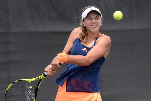 April 27, 2017 - Charlottesville, Virginia, United States - KAYLA DAY in her second round match in the Boyd Tinsley Clay Court Classic tennis tournament in Charlottesville Virginia. Tennis 2017 - Boyd Tinsley Clay Court Classic - ZUMAl132 20170427_zap_l132_018 Copyright: xChristopherxLevyx