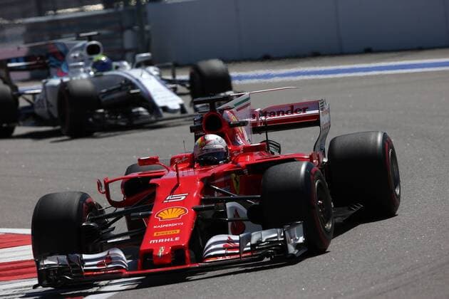 Russian Grand Prix, Sochi 27 - 30 April 2017 28.04.2017 - Free Practice 1, Sebastian Vettel (GER) Scuderia Ferrari SF70H and Felipe Massa (BRA) Williams FW40 