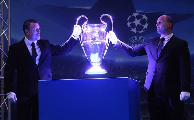The UEFA Champions League trophy is displayed in Prague, Czech Republic, April 27, 2017. (CTKxPhoto MichalxKrumphanzl) CTKPhotoP201704270997801  kru 1