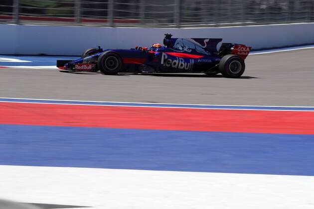 Russian Grand Prix, Sochi 27 - 30 April 2017 29.04.2017 - Free Practice 3, Daniil Kvyat (RUS) Scuderia Toro Rosso STR12 