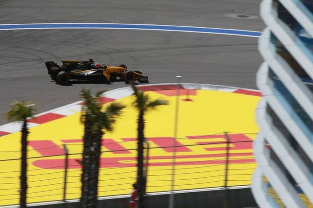 Motorsports: FIA Formula One World Championship WM Weltmeisterschaft 2017, Grand Prix of Russia, 27 Nico Hülkenberg (Renault F1 Team), Sotschi Russia xHOCHxZWEIx