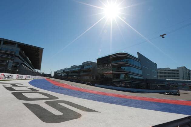 Motorsports: FIA Formula One World Championship WM Weltmeisterschaft 2017, Grand Prix of Russia, 44 Lewis Hamilton (GBR, Mercedes AMG Petronas F1 Team), 44 Lewis Hamilton (GBR, Mercedes AMG Petronas F1 Team), Sotschi Russia xHOCHxZWEIx
