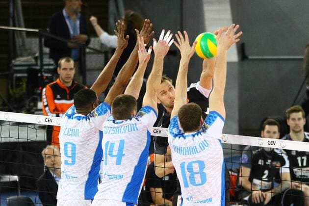 Volleyball, Herren, Saison 2016 17, CEV Champions League Final Four in Rom, Halbfinale, BR Volleys - Zenit Kasan, Wilfredo Leon Venero (Nr. 9, Zenit Kasan), Alexander Gutsalyuk (Nr. 14, Zenit Kasan), Paul Carroll (Nr. 12, Berlin Recycling Volleys), Maxim Mikhailov (Nr. 18, Zenit Kasan), 29.04.17, Copyright: xMichaelxHundtx xMatthiasxKochx
