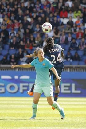 fußball, CL, Damen, Paris St. Germain - FC Barcelona Miraildes Maciel Mota - Formiga (PSG women), Alexia Putellas FC Barcelona Barca women) FOOTBALL : Paris SG vs FC Barcelone - UEFA Ligue des Champions feminines - 1 2 Finale - 29 04 2017 StephaneALLAMAN Panoramic 