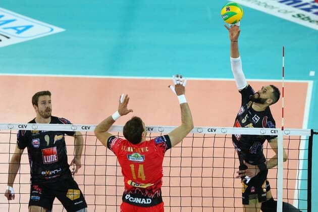 April 29, 2017 - Rome, Italy - Osmany Juantorena (Civitanova) during CEV Volleyball Champions League semifinal Sir Sicoma Colussi Perugia v Cucine Lube Civitanova at Palalottomatica in Rome, Italy on April 29, 2017. Perugia v Civitanova - CEV Volley Champions League Final Four  - ZUMAn230 20170429_zaa_n230_382 Copyright: xMatteoxCiambellix