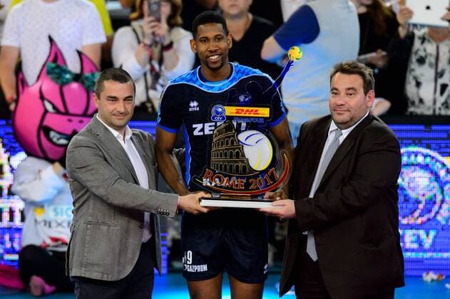 30.04.2017, Palalottomatica, Rom Volleyball, 2017 CEV Volleyball Champions League, Siegerehrung Individual Awards Dream Team Bester Außenangreifer Aussenangreifer: Wilfredo Leon ( 9 Kazan RUS)