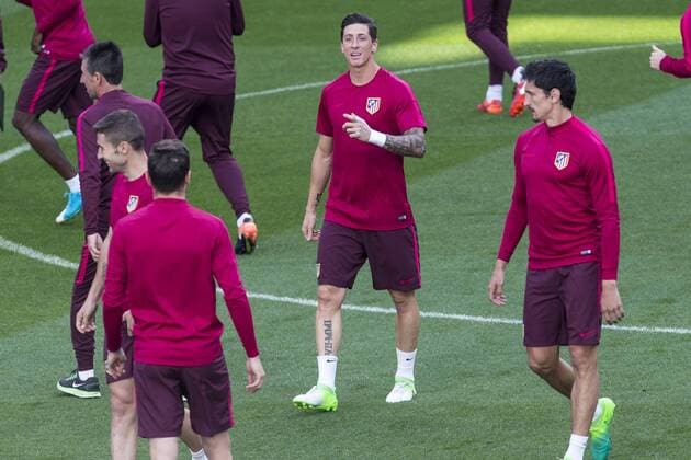 Fernando Torres of Atletico de Madrid during the training before the match of Champions League between Real Madrid and Atletico de Madrid at Santiago Bernabeu Stadium in Madrid, Spain. May 01, 2017.  (20170501046)