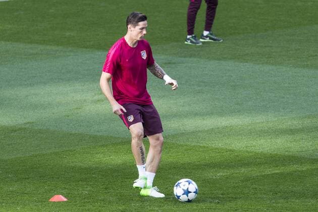 Fernando Torres of Atletico de Madrid during the training before the match of Champions League between Real Madrid and Atletico de Madrid at Santiago Bernabeu Stadium in Madrid, Spain. May 01, 2017.  (20170501077)