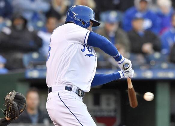 May 1, 2017 - Kansas City, MO, USA - Kansas City Royals Eric Hosmer grounds into a double play to end the first inning against the Chicago White Sox on Monday, May 1, 2017 at Kauffman Stadium in Kansas City, Mo. Chicago White Sox vs. Kansas City Royals - ZUMAm67_ 20170501_zaf_m67_040 Copyright: xJohnxSleezerx