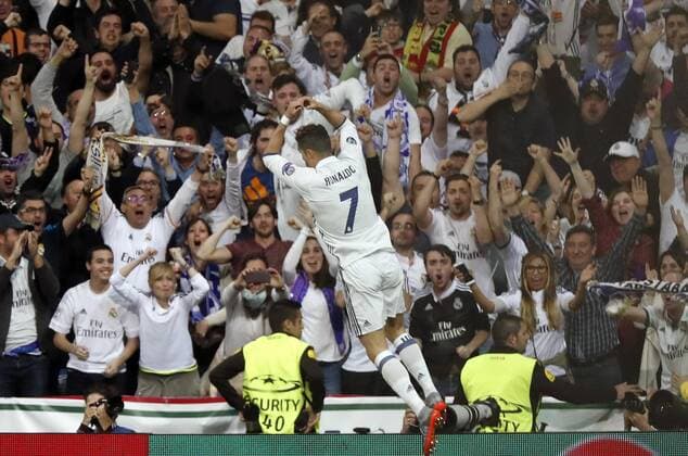 Real Madrid s striker Cristiano Ronaldo jubilates the second goal of the team during the UEFA Champions League semifinal match between Real Madrid and Atletico de Madrid at the Santiago Bernabeu stadium in Madrid, Spain, 02 May 2017. REAL MADRID VS. ATLETICO DE MADRID !ACHTUNG: NUR REDAKTIONELLE NUTZUNG!  Copyright: xJavierxLizonx MAD001 20170502-636293618745850955