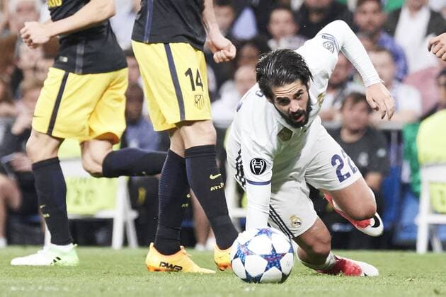 May 2, 2017 - Madrid, Spain - Isco (midfielder; Real Madrid) watched the Champions League, semifinal match between Real Madrid and Atletico de Madrid at Santiago Bernabeu Stadium on May 2, 2017 in Madrid, Spain Spanish Royals attends Real Madrid and Atletico de Madrid Champions League  - ZUMAg15_ 20170502_zaf_g15_058 Copyright: xJackxAbuinx