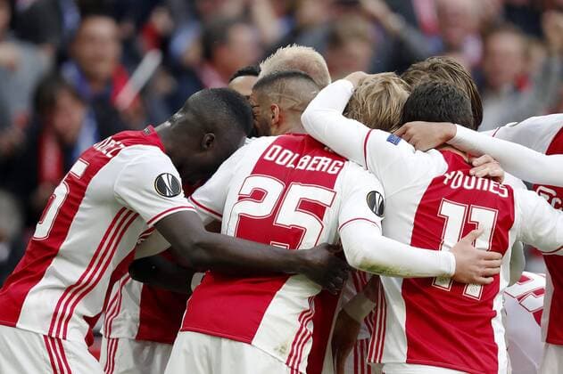 (L-R) Davinson Sanchez of Ajax, Kenny Tete of Ajax, Kasper Dolberg of Ajax,Amin Younes of Ajax, Lasse Schone of Ajaxduring the UEFA Europa League semi final match between Ajax Amsterdam and Olympique Lyonnais at the Amsterdam Arena on May 03, 2017 in Amsterdam, The Netherlands Ajax v Olympique Lyon UEFA Europa League 2016 2017 xVIxxIVx 7717355